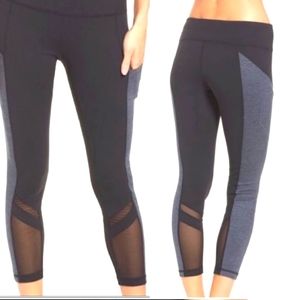 Zella Crop Mesh Live in Leggings Size Small